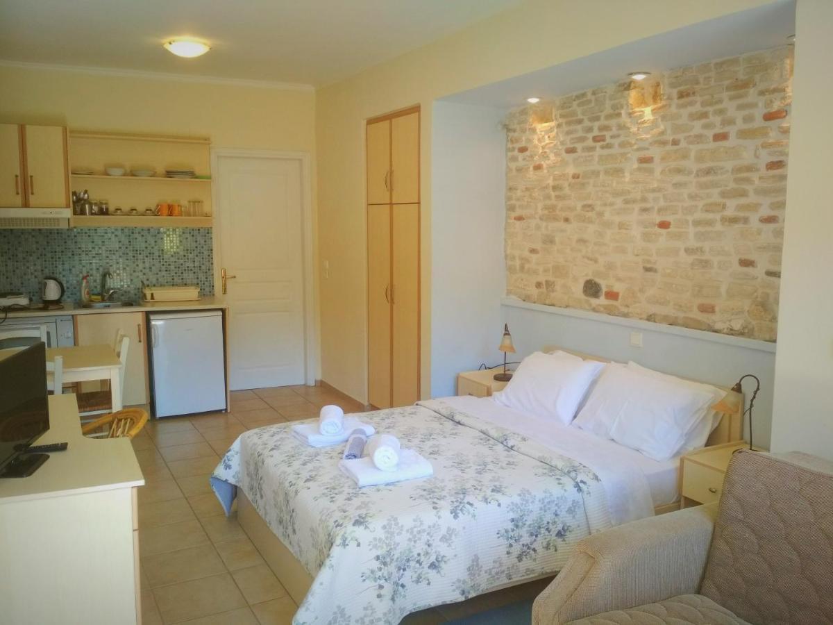 Rent Rooms Alexiou Límni المظهر الخارجي الصورة