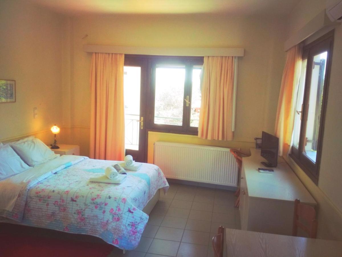 Rent Rooms Alexiou Límni المظهر الخارجي الصورة